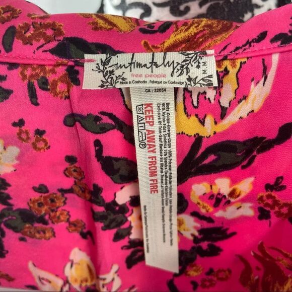 Intimately Free People Elsa Floral Plunge Lace Bodysuit - Picture 7 of 7